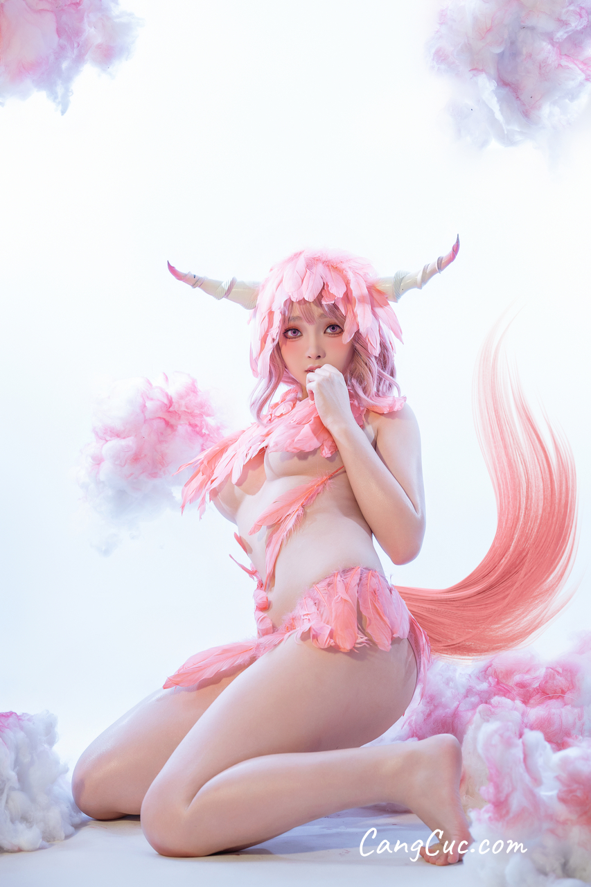 Watch sexy Coser@云溪溪 (Yunx1x1) & 奶桃桃 – 哈萝 丽瓦·朱内 photos